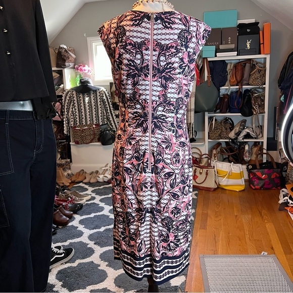 VINCE CAMUTO Crew Neck Flora Pink & Navy Stripped Stunning Dress Size 8 - Picture 8 of 9
